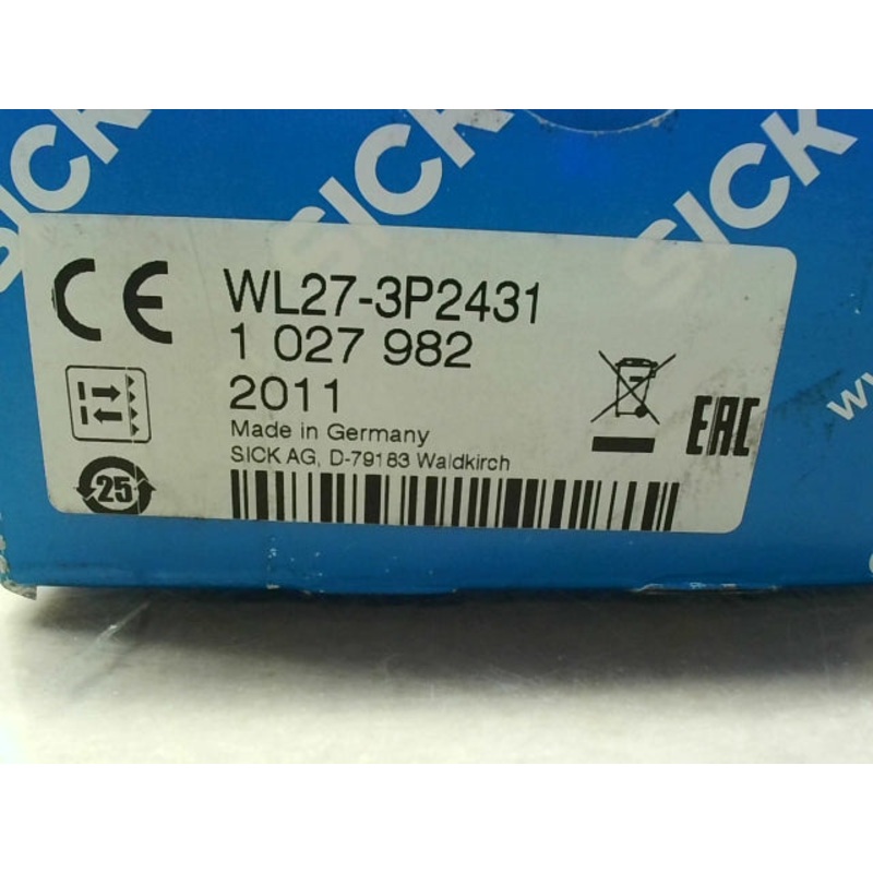 Sick WL27-3P2431 Compact Photoelectric Sensor