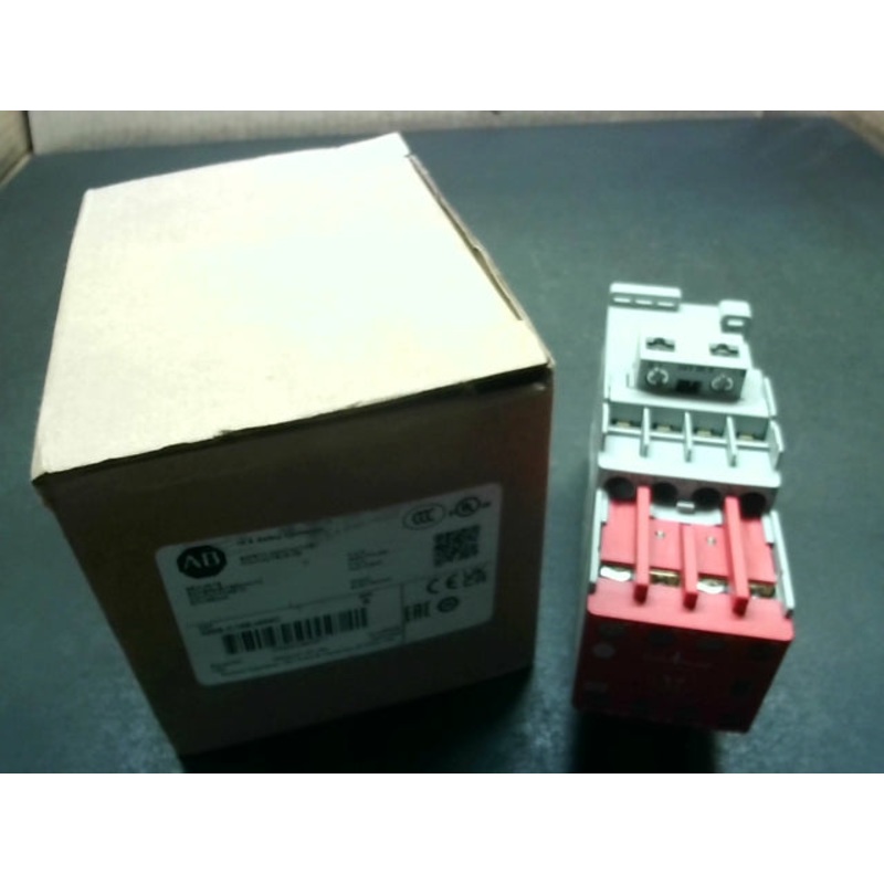 Allen Bradley 100S-C16EJ404C Guardmaster Safety Contactor Ser B 24VDC