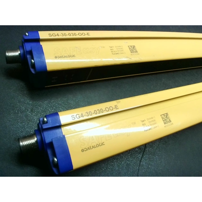 Datalogic SG4-30-030-OO-E Safety Light Curtain Emitter/Receiver Barrier 24 VDC 500mA Max M21C03368