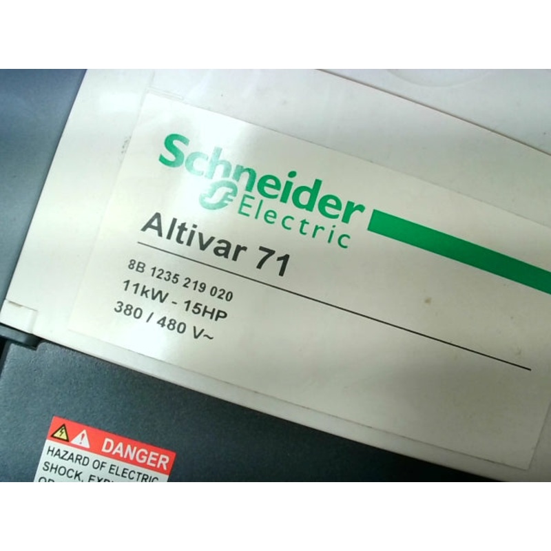 Schneider ATV71HD11N4 Altivar 71 Variable Speed Drive 15HP 11kW