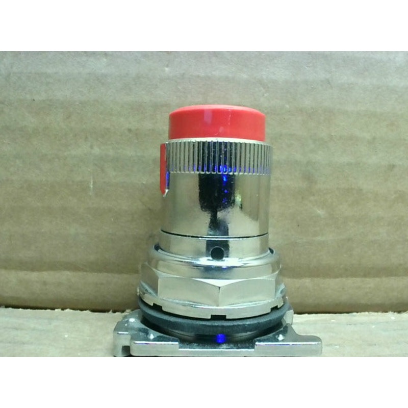 Cutler Hammer 10250T3213 Red RotoPush  Button 2Pos.