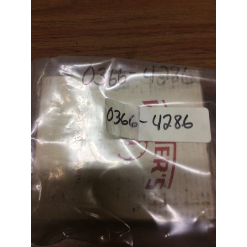Winters 237 Pressure Gague 1/4 NPT Bottom Range 0-100 psi