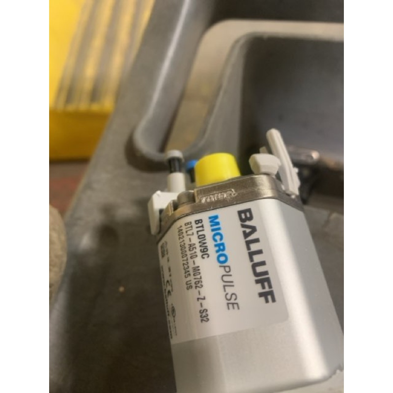 Balluff BTL0W9C BTL7-A510-M0762-Z-S32 Magnetostrictive Position Sensor 01=30.0 V Threaded Flange 3/4-16UNF