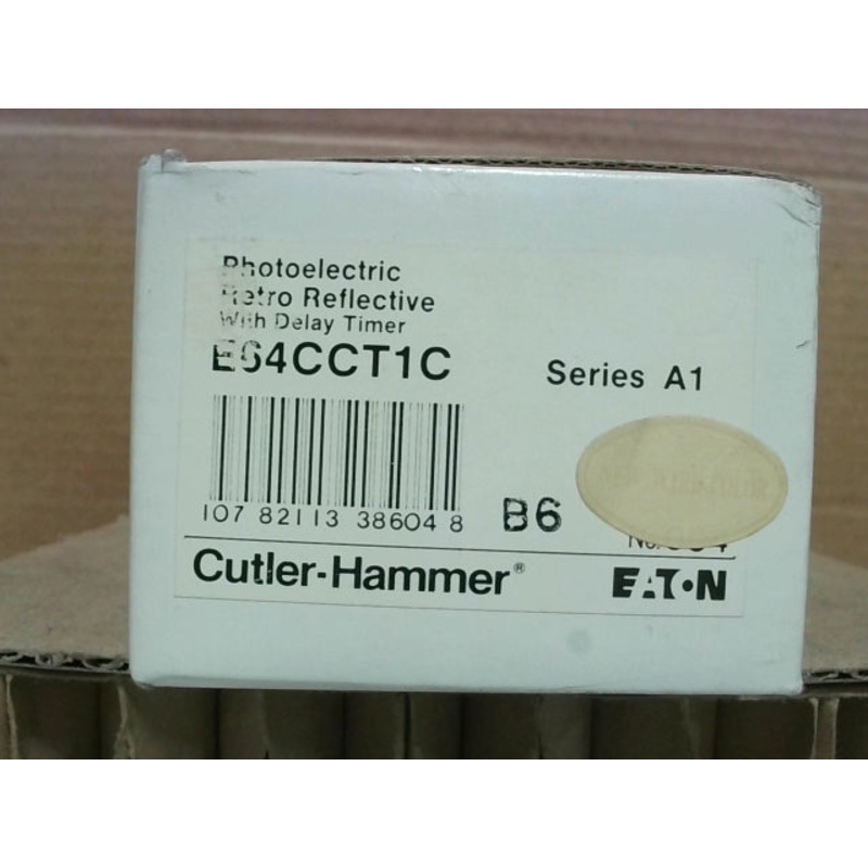 Cutler Hammer E64CCT1C Photoelectric Reflective w/ Delay Timer