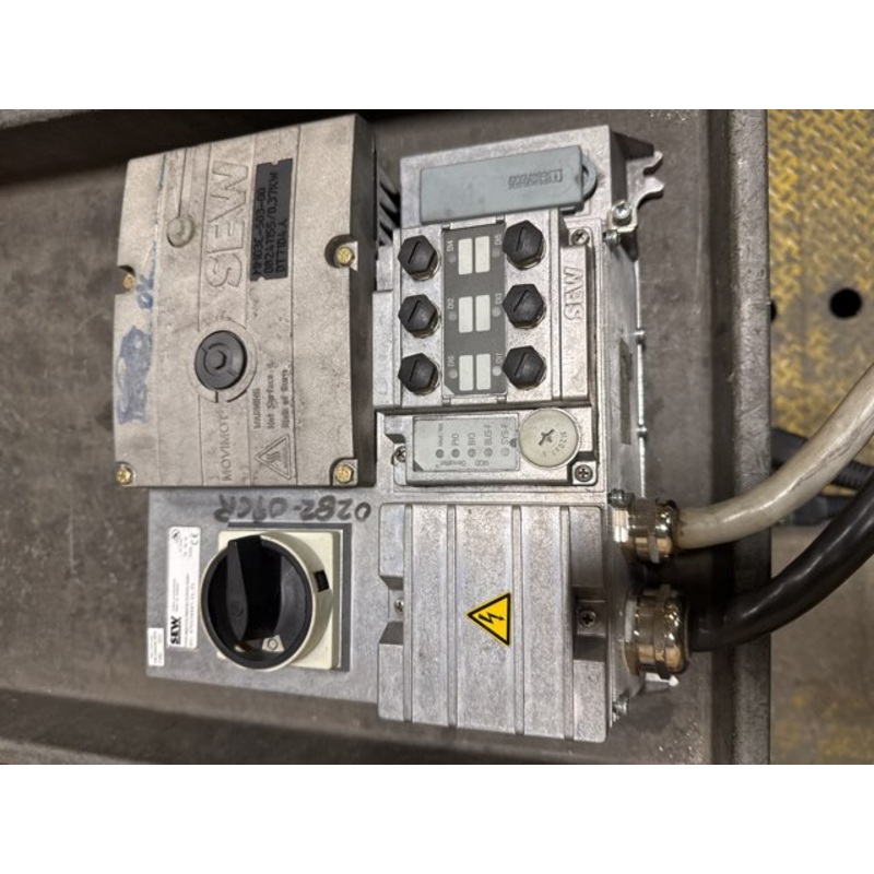 Sew-Eurodrive MM15D-503-00 Variable Frequency Drive MQD32A/MM03D/Z38G0/AGB1