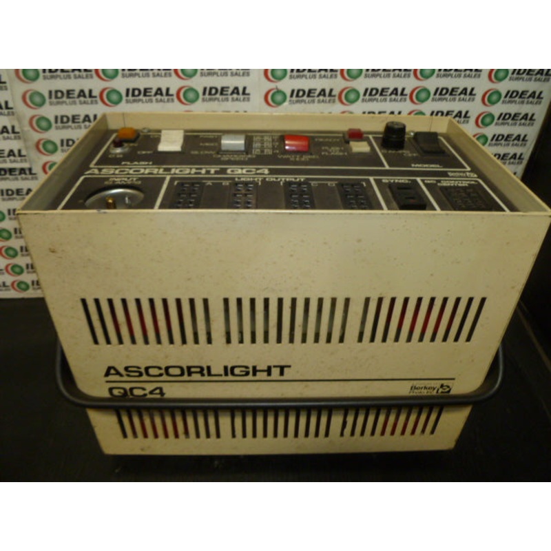 CONTROLLER, BERKEY ASCORLIGHT, QC 4 – HEAD PHOTO STROBE FLASH W/ OUT POWER CORD