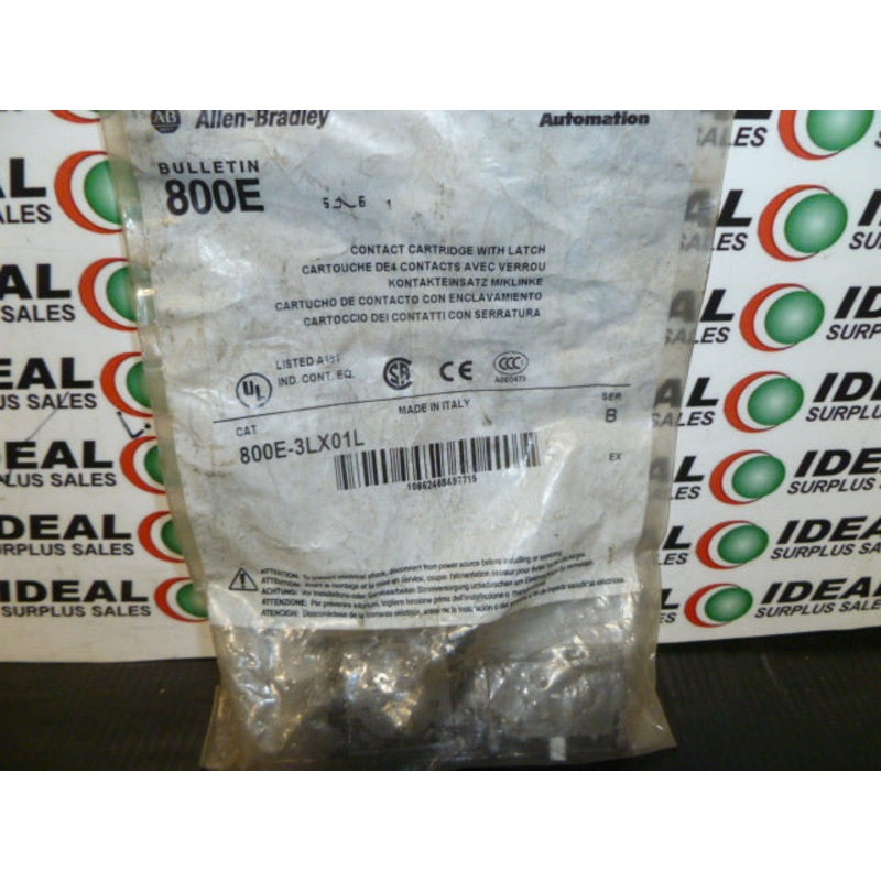 ALLEN BRADLEY 800E3LX01L 22.5MM PB Latch 3 Across 0 N.O.()  CONTACT(S) 1 N.