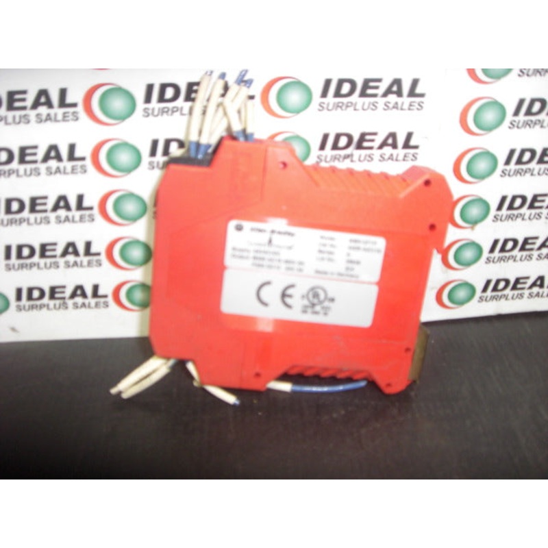 Allen Bradley MSR127TP Safety Relay 440R-N23132 Ser.C