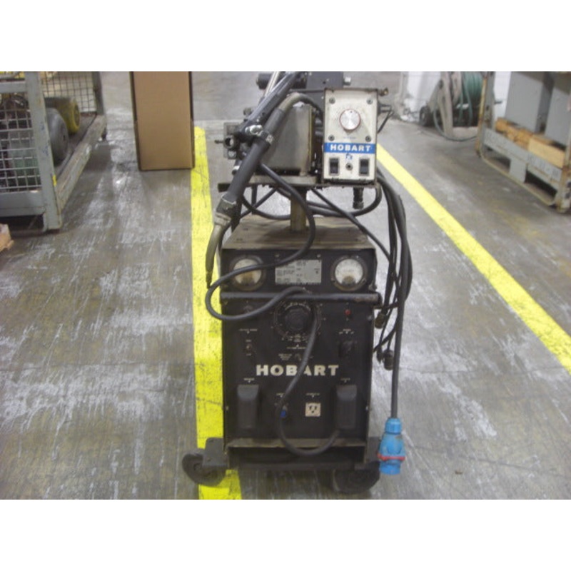WELDER, HOBART, 2400 SERIES WELDING MACHINE