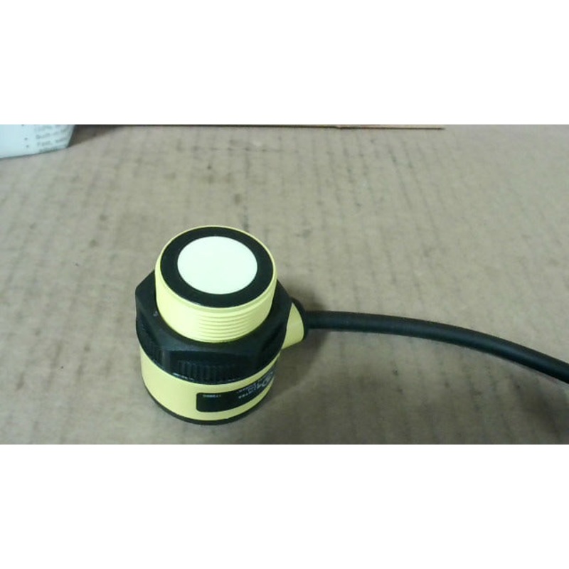 Banner T30UXDCQPMA Temp Compensation Ultrasonic Sensor 80462