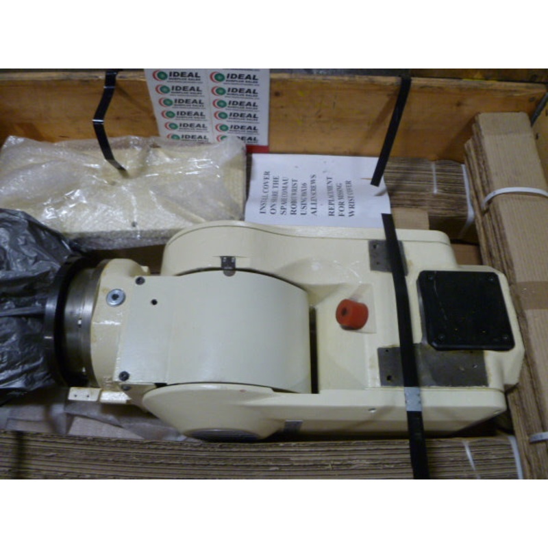 Comau Robotics 6.75 Wrist and Cover Assembly 81980400/81970104