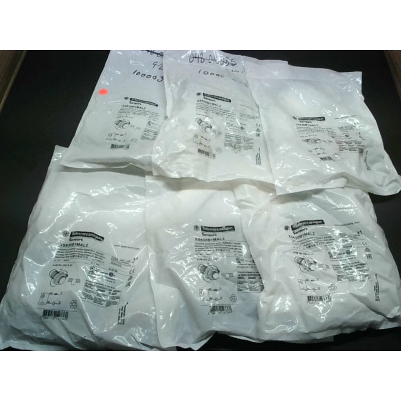 Telemecanique XS630B1MAL2 (6 PCS) Sensors Proximity Sensor Inductive 30Mm