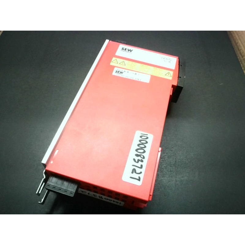 SEW Eurodrive MC07B0030-5A3-4-00 Frequency Inverter 500V 560/60Hz w/o Faceplate