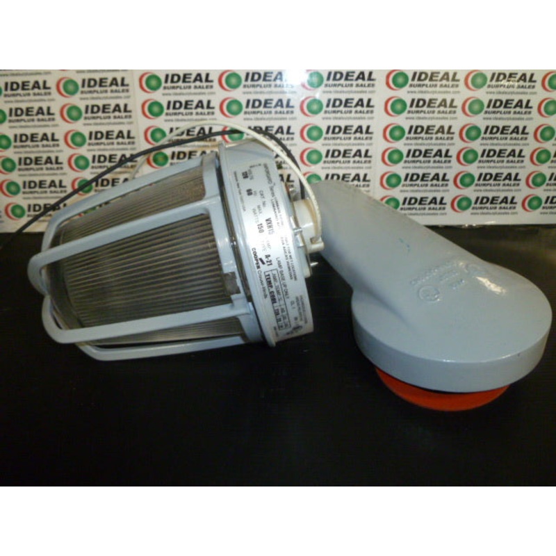 VAPORGARD, COOPER VXHA45GP, 120V, 60HZ, 150W A-21 LAMP MAX, LIGHTING FIXTURE, FOR WET LOCATIONS