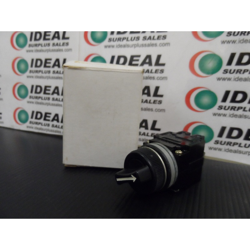 SWITCH, GENERAL ELECTRIC, CR 104 G – SELECTOR SWITCH, 150 MAX VOLT  (CR-104-G)