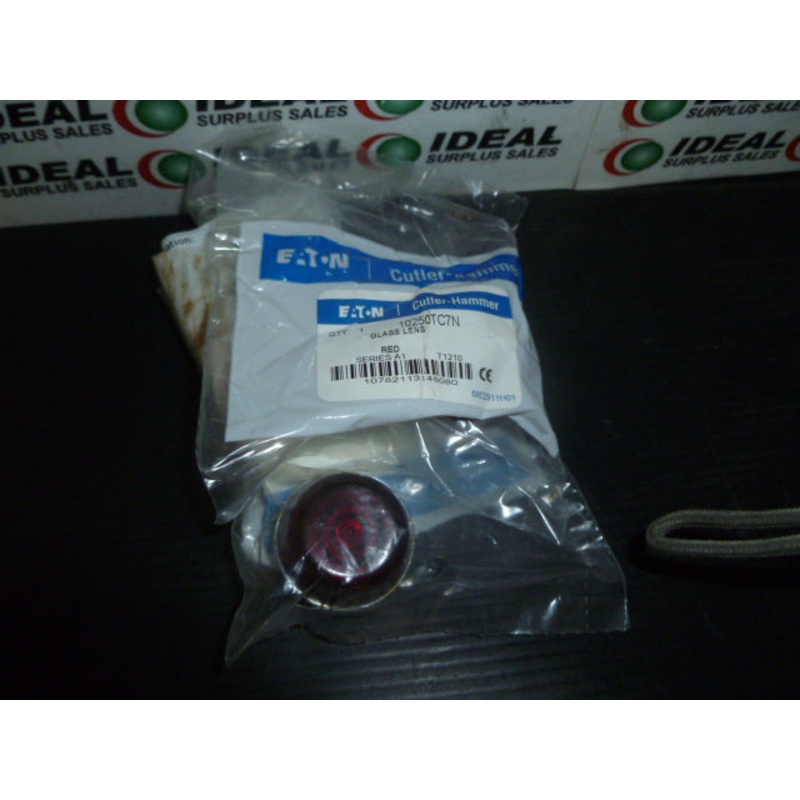 CULTER HAMMER 10250TC7N LENS|Factory Sealed Packaging|New In Box|New No Box|Used|Reconditioned