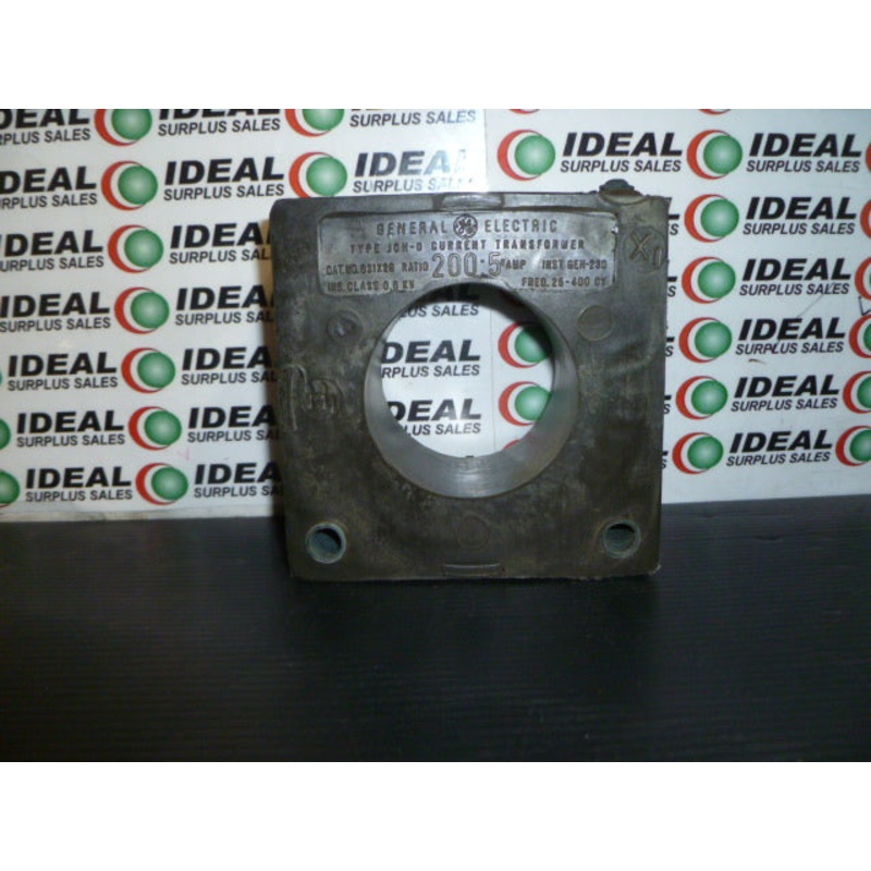 CURRENT TRANSFORMER, GENEARL ELECTRIC – 631X29, TYPE JCH-0, RATIO 200:5 AMPS, FREQ. 25-400 CY