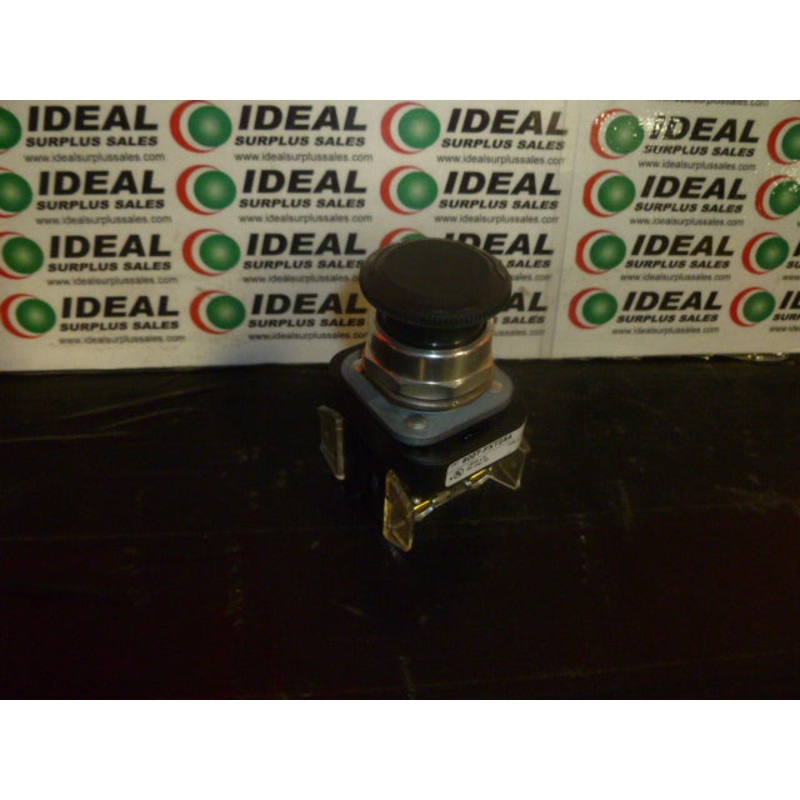 ALLEN BRADLEY 800TFXT2A4 SWITCH