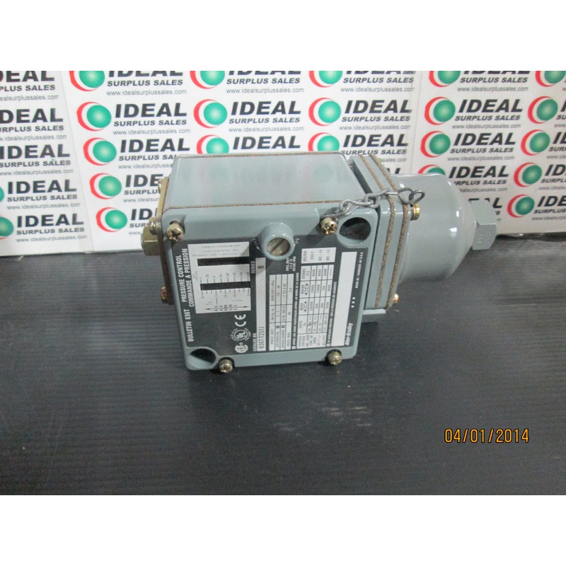 SWITCH, ALLEN BRADLEY 836T-T251J, 836T PRESSURE CONTROLS – TRADITIONAL MACHINE TOOL, T – STYLE PRESSURE CONTROL. 30 HG VACUUM…35 PSI. ENCLOSURE TYPE 1, 4 AND 13 INDUSTRIAL USE.. S.P.D.T. , 2 – CIRCUIT CONTACT BLOCK.