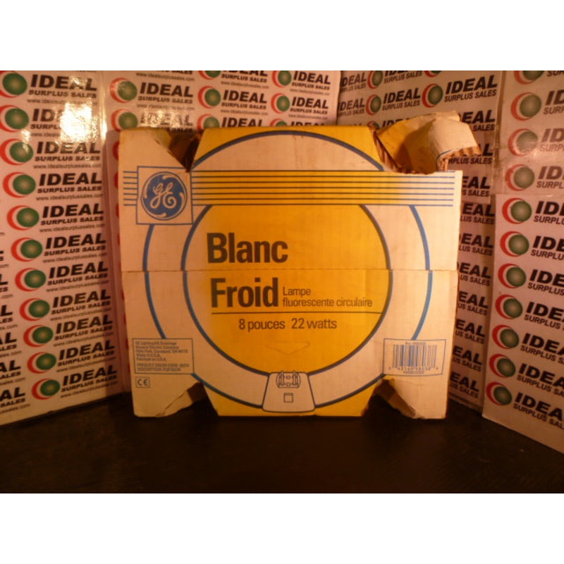 WHITE FLUORESCENT LIGHT, GENERAL ELECTRIC – FC8T9-CW, COOL WHITE