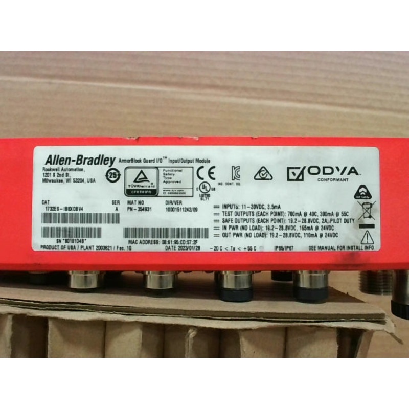 Allen Bradley 1732ES-1B8X0BV4 /A  ArmorBlock Guard Input/Output Module 11-30VDC 354931