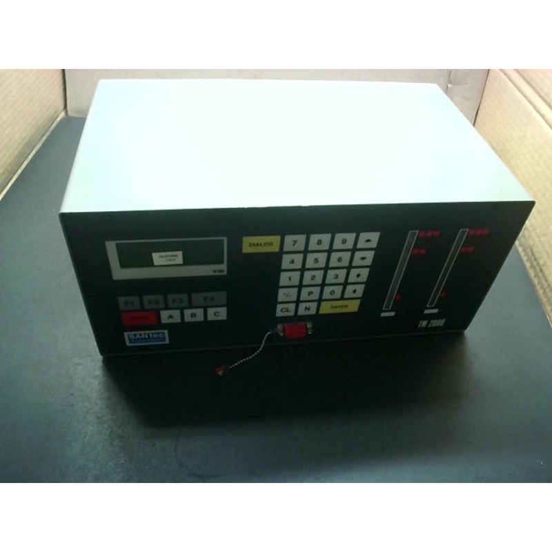 Santec Automation TM2000-012/1-A Temperature/Process Control Unit w/ Display 110VAC 1 Channel