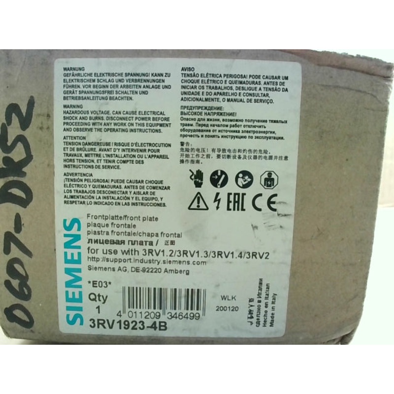 Siemens 3RV1923-4B Molded Front Plate W/ Rotary Operating Mechanism