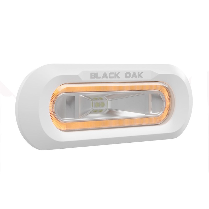 Black Oak Low Pro Marine Spreader Light – Flush Mount – White Housing – Amber LED