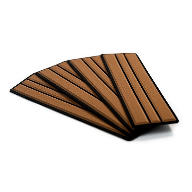SeaDek Faux Teak 4-Piece Step Kit – Mocha/Black