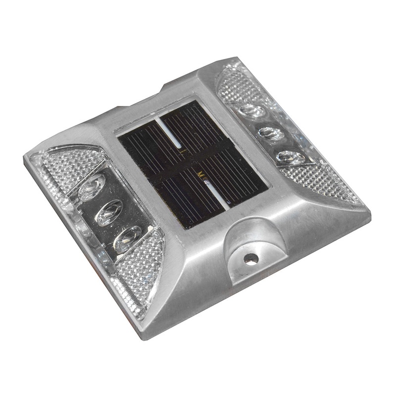 Taylor Made LED Aluminum Dock Light – 46310